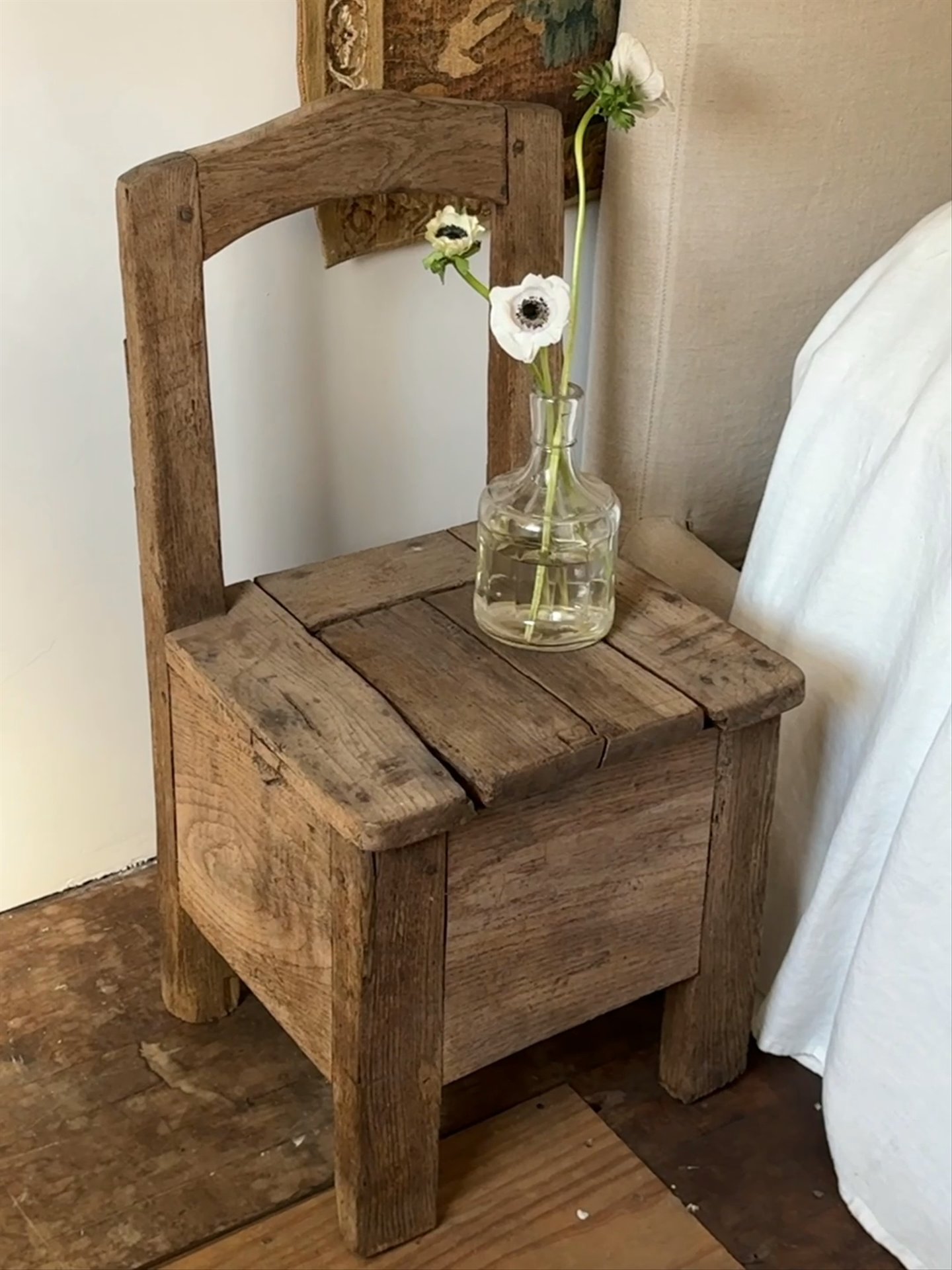 Primitive Salt Box Chair