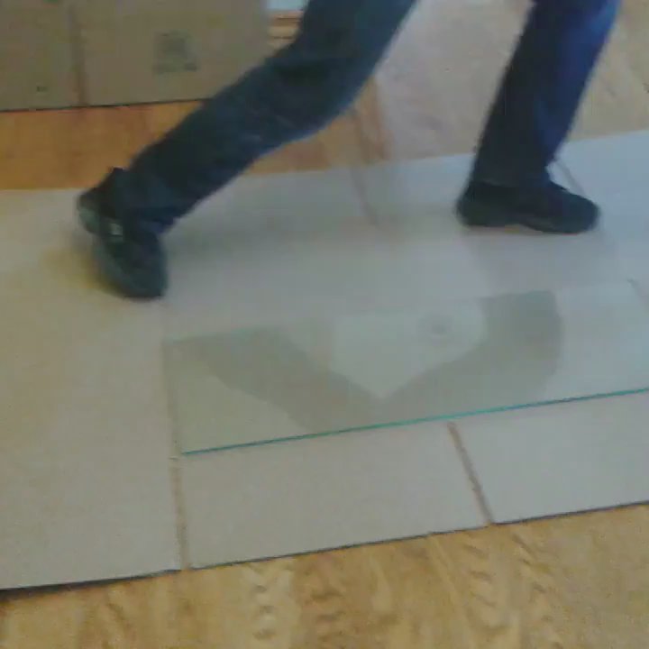 Low Rate Moving Service - Taking care of glass - Movers Near Me - Brooklyn, New York
