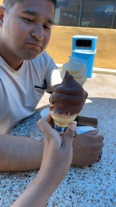 Fosters Freeze - Ice Cream & Frozen Yogurt Near Me - San Diego, California