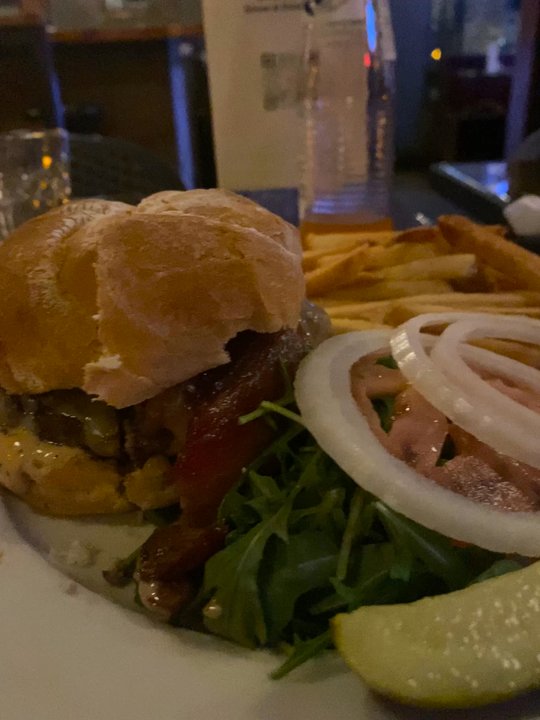 Oak - Burgers Near Me - Seattle, Washington