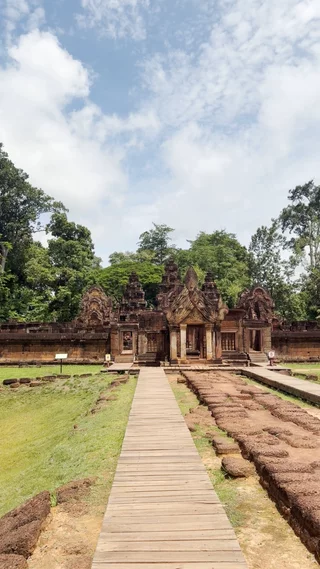 Banteay Srei Temple