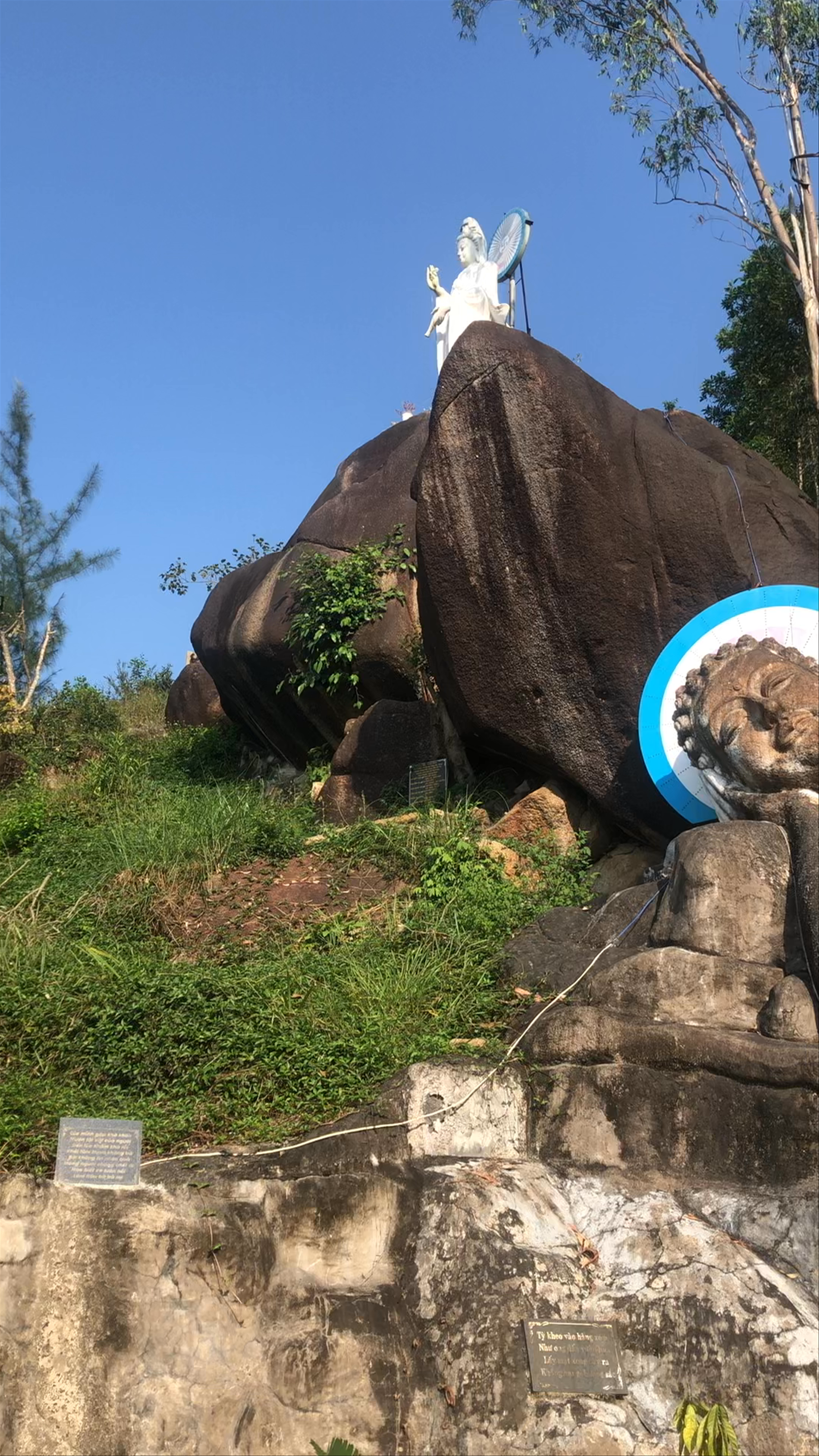 Duy Sơn Ecotourism Site: Serene Buddhist Rock Sculptures in Quảng Nam, Vietnam