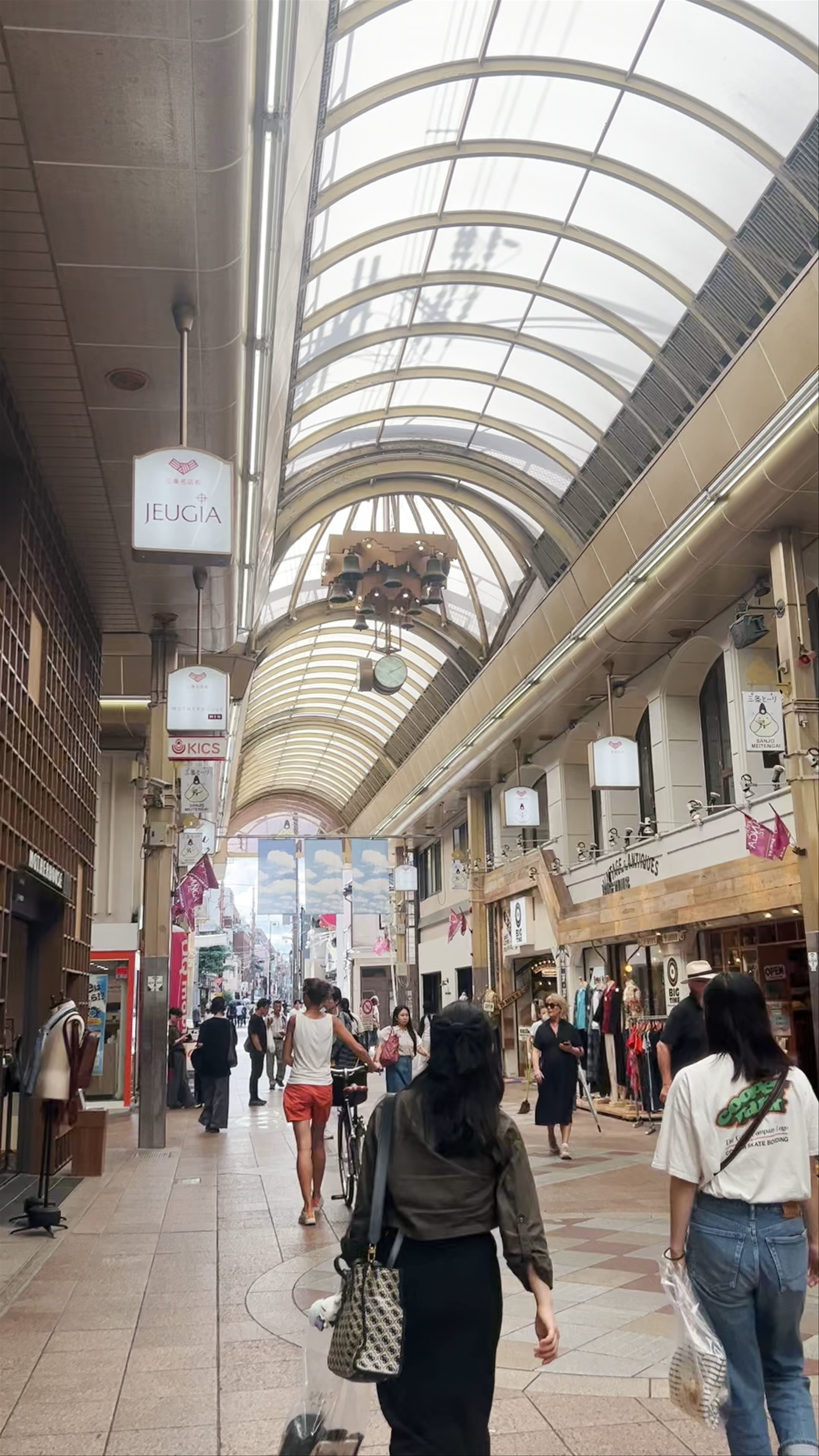 Nishiki Market: Vibrant Shopping and Local Life in Kyoto