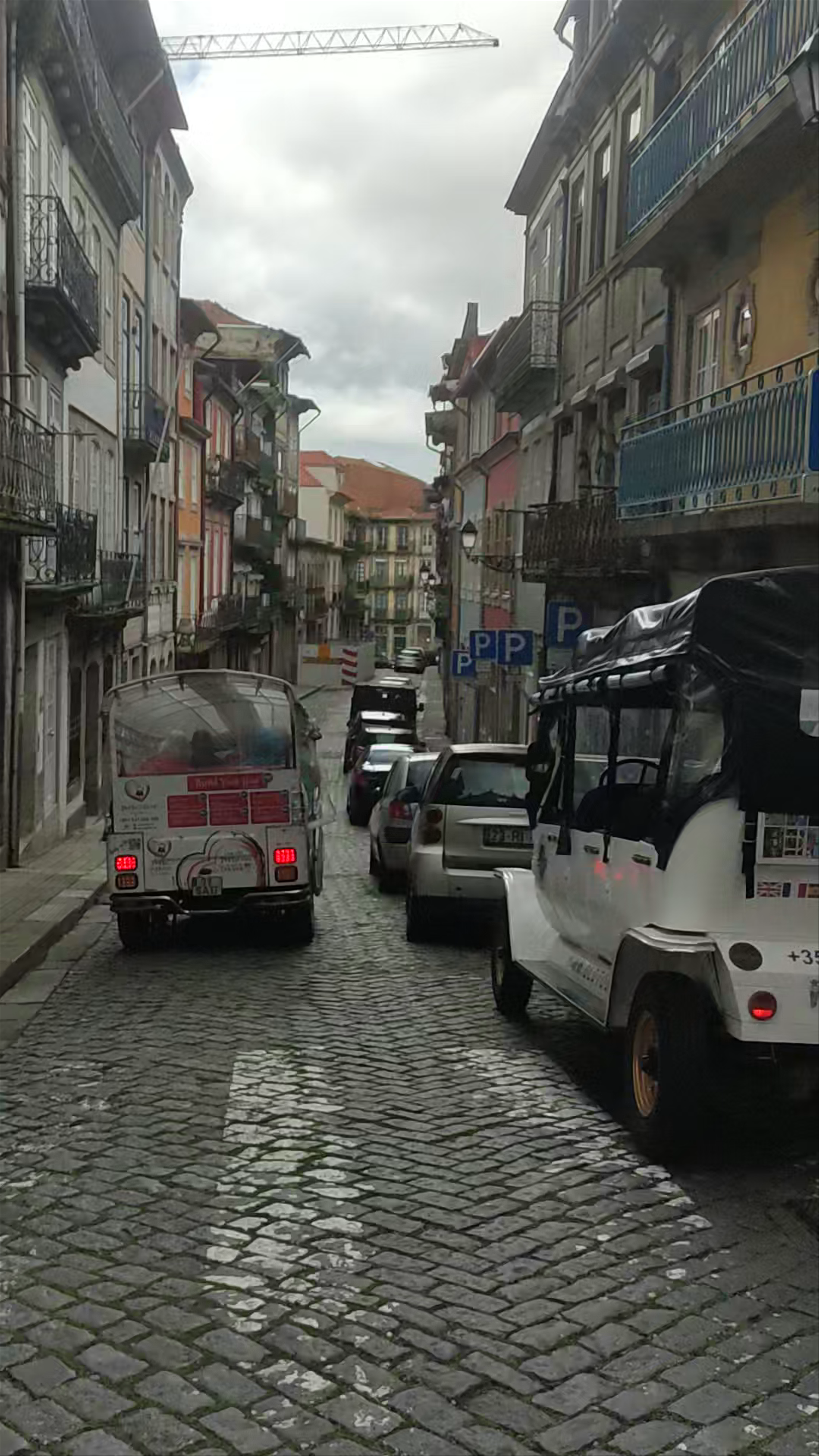 Exploring Mirador de la Victoria: Moody Streets and Urban Views in Porto