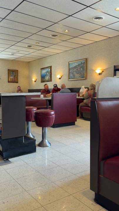 Hamilton Restaurant - Hot Dogs Near Me - Carlisle, Pennsylvania