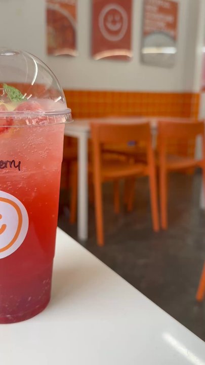 Overflo. - Strawberry Ade and Yuzu Ade - Desserts Near Me - Buena Park, California