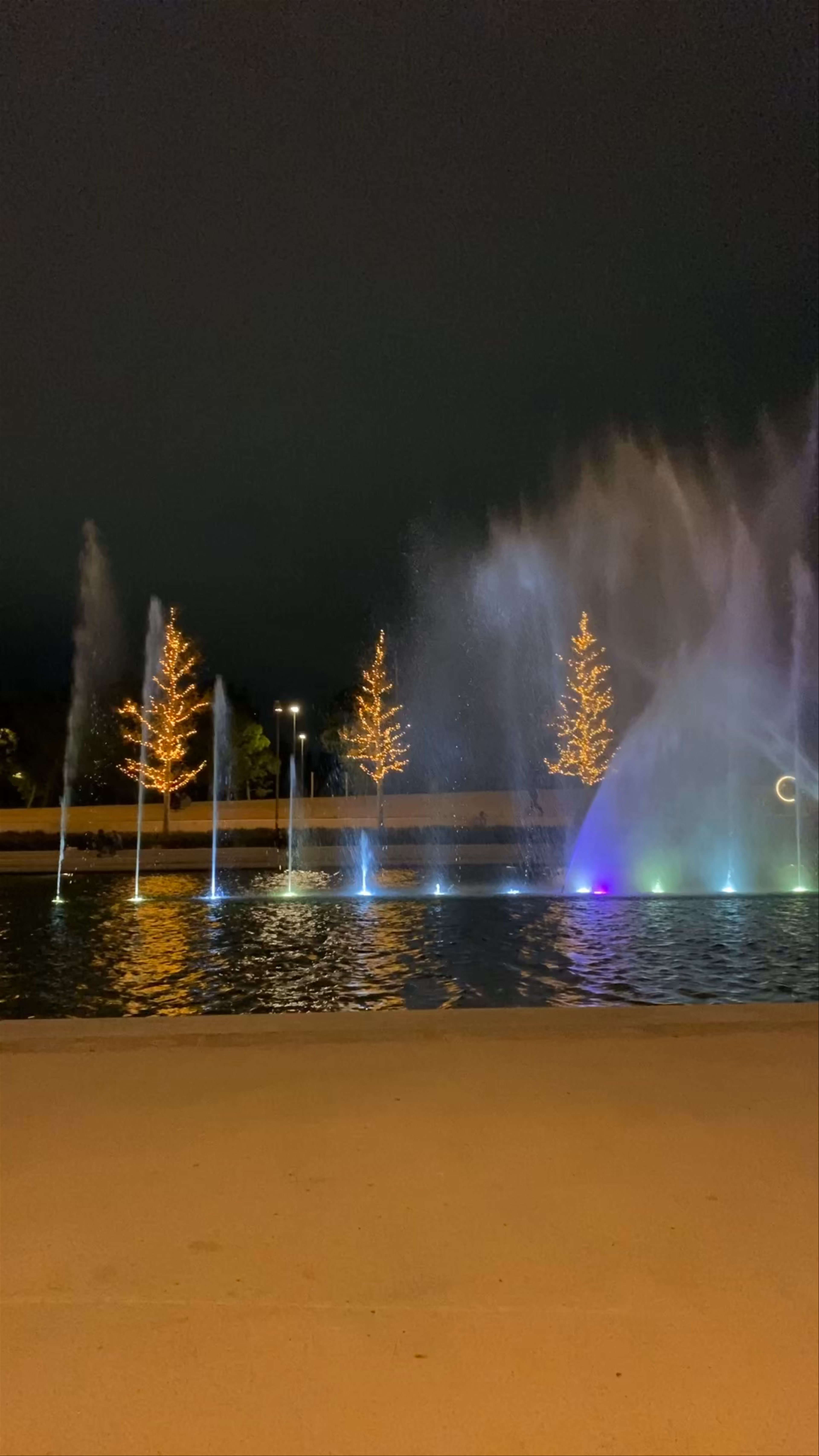 Magical Nighttime Fountain Show at Stavros Niarchos Foundation Cultural Center
