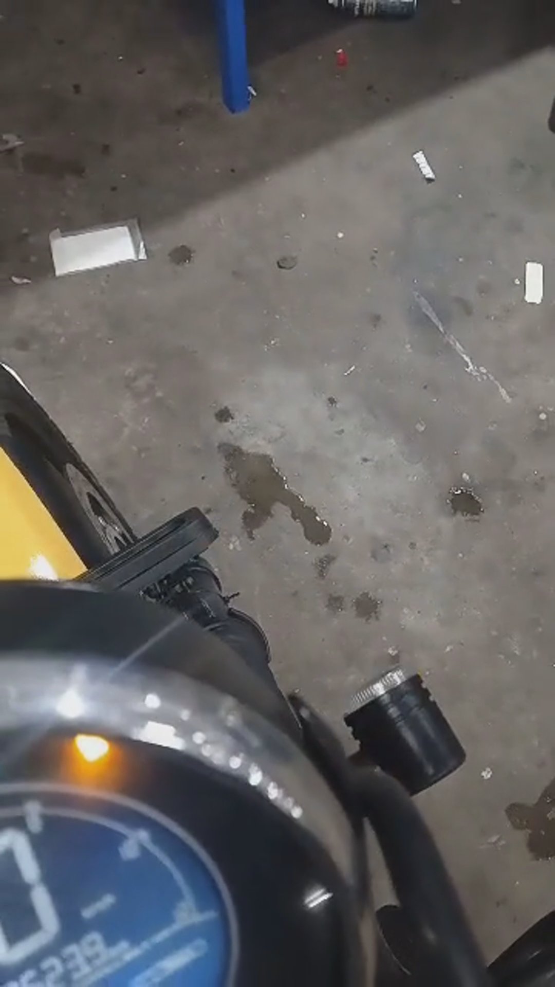 Walk-around video thumbnail