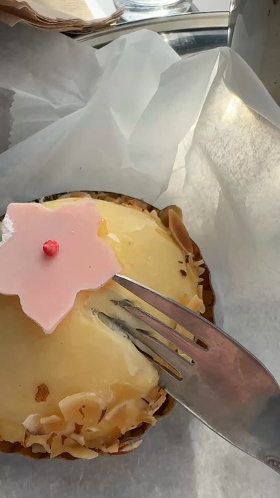 Masse's Pastries - Pineapple tasty - Bakeries Near Me - Berkeley, California