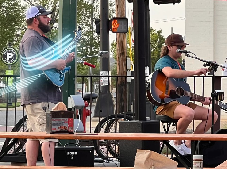 Pita Wheel - These guys are rocking on Wednesday night! - Cafes Near Me - Gastonia, North Carolina