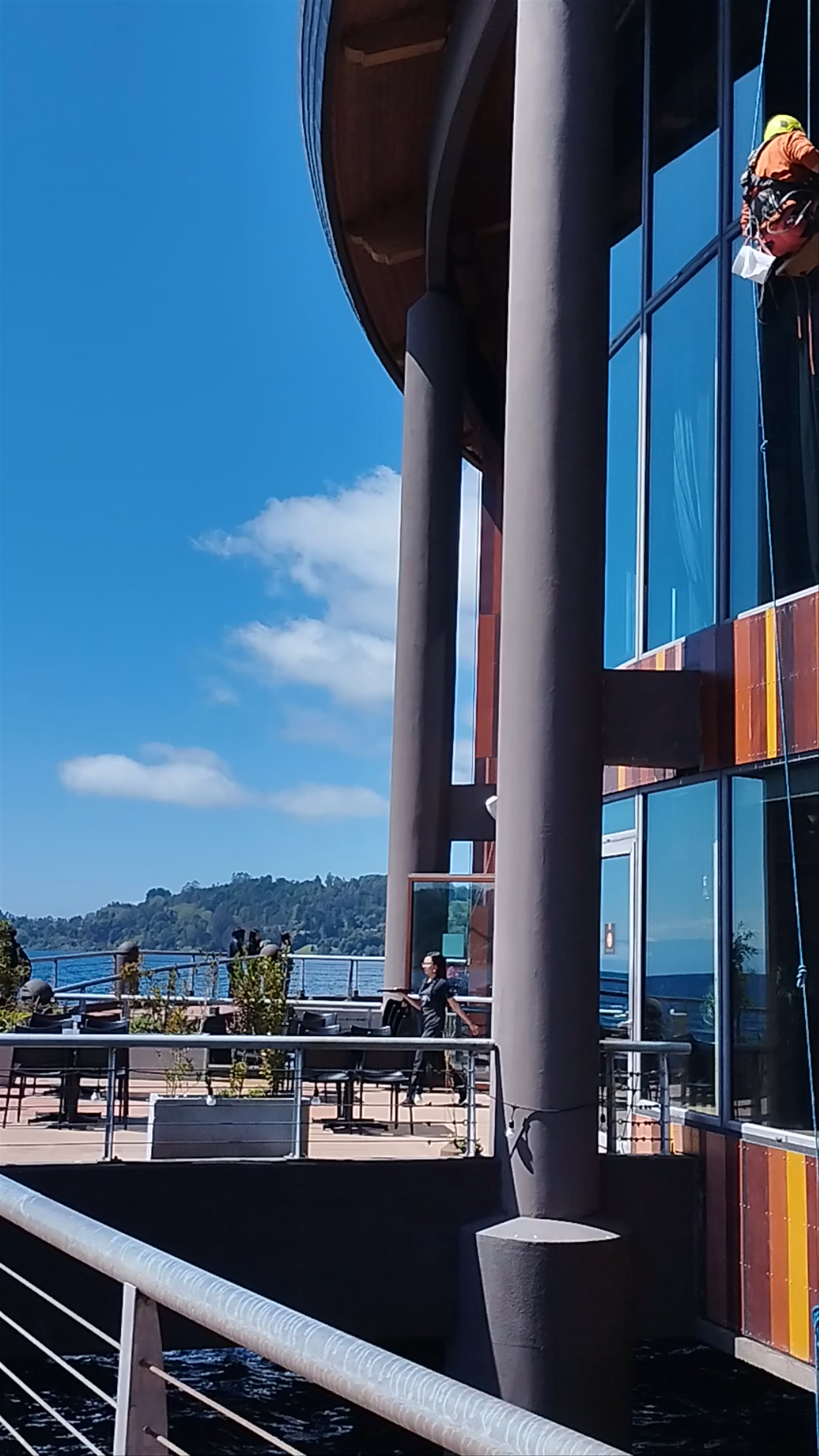 Teatro del Lago - Avenida Philippi