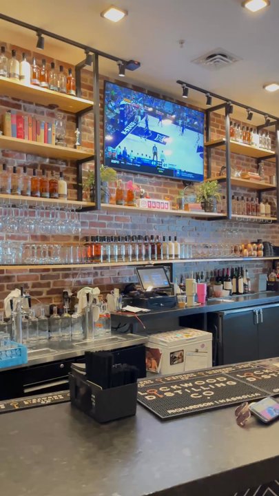 Lockwood Distilling - Interior - Distilleries Near Me - Richardson, Texas