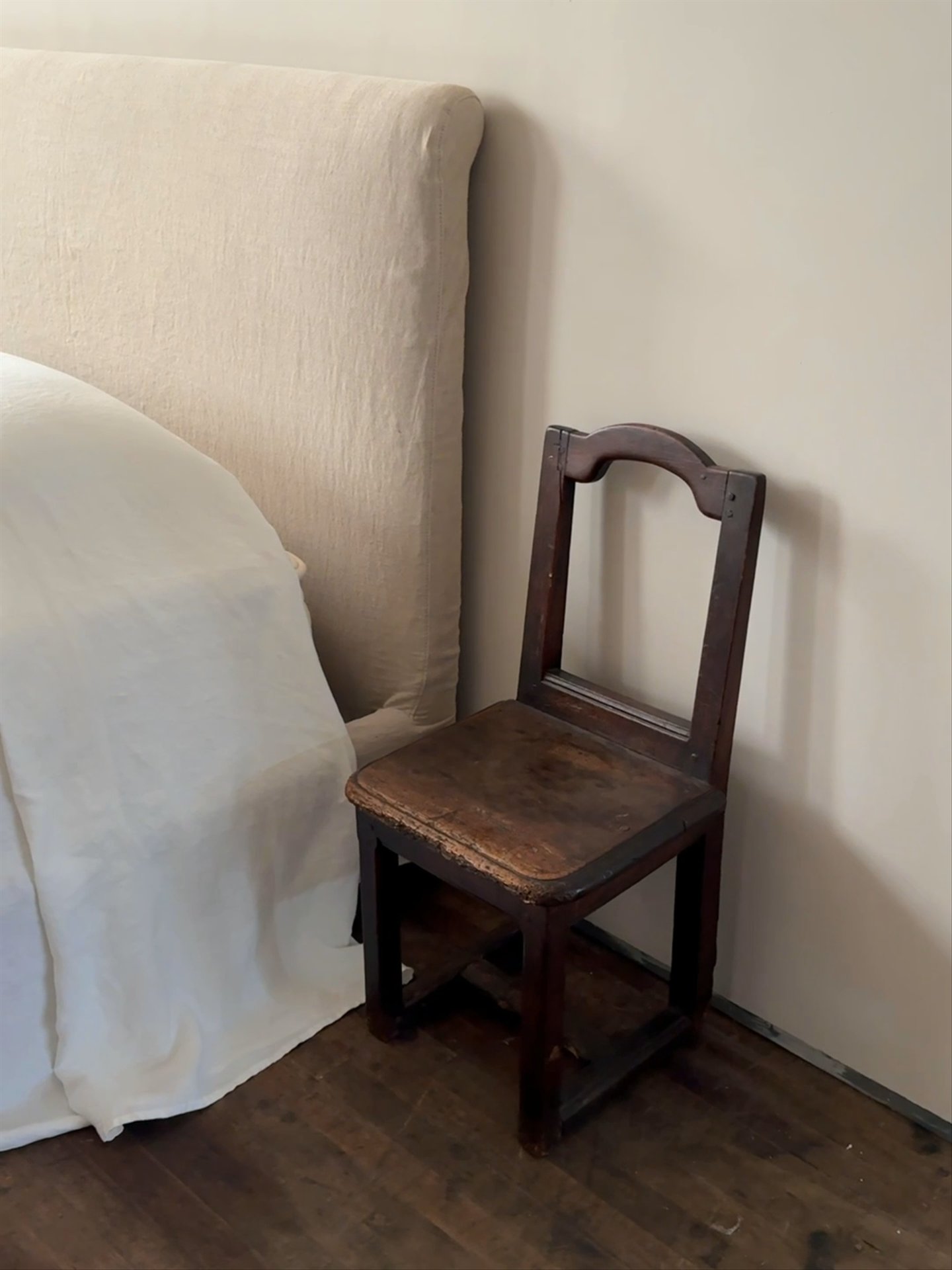 Lorraine Chair
