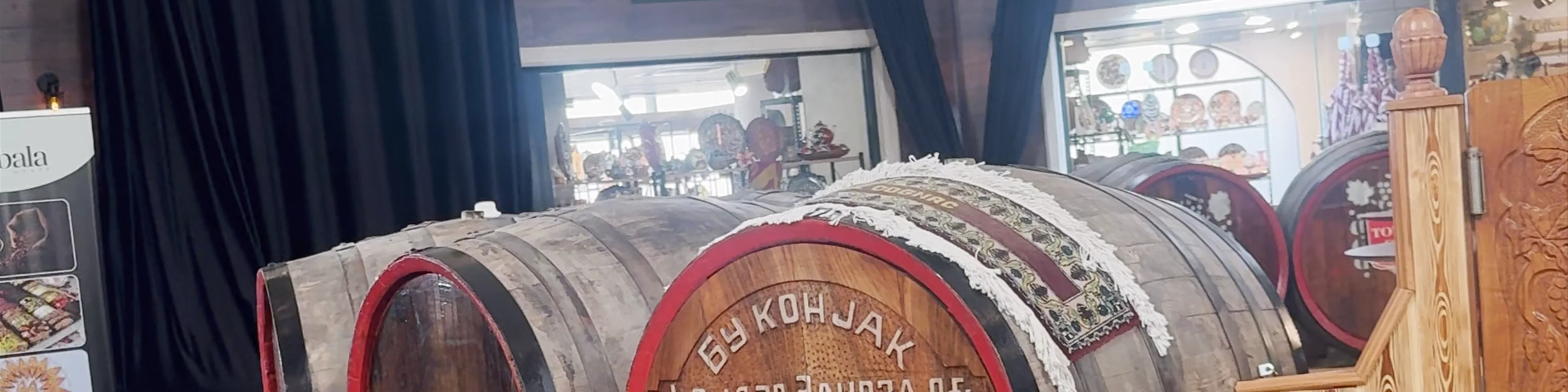 Şərq Bazarı، Uzeyir Hajibayov