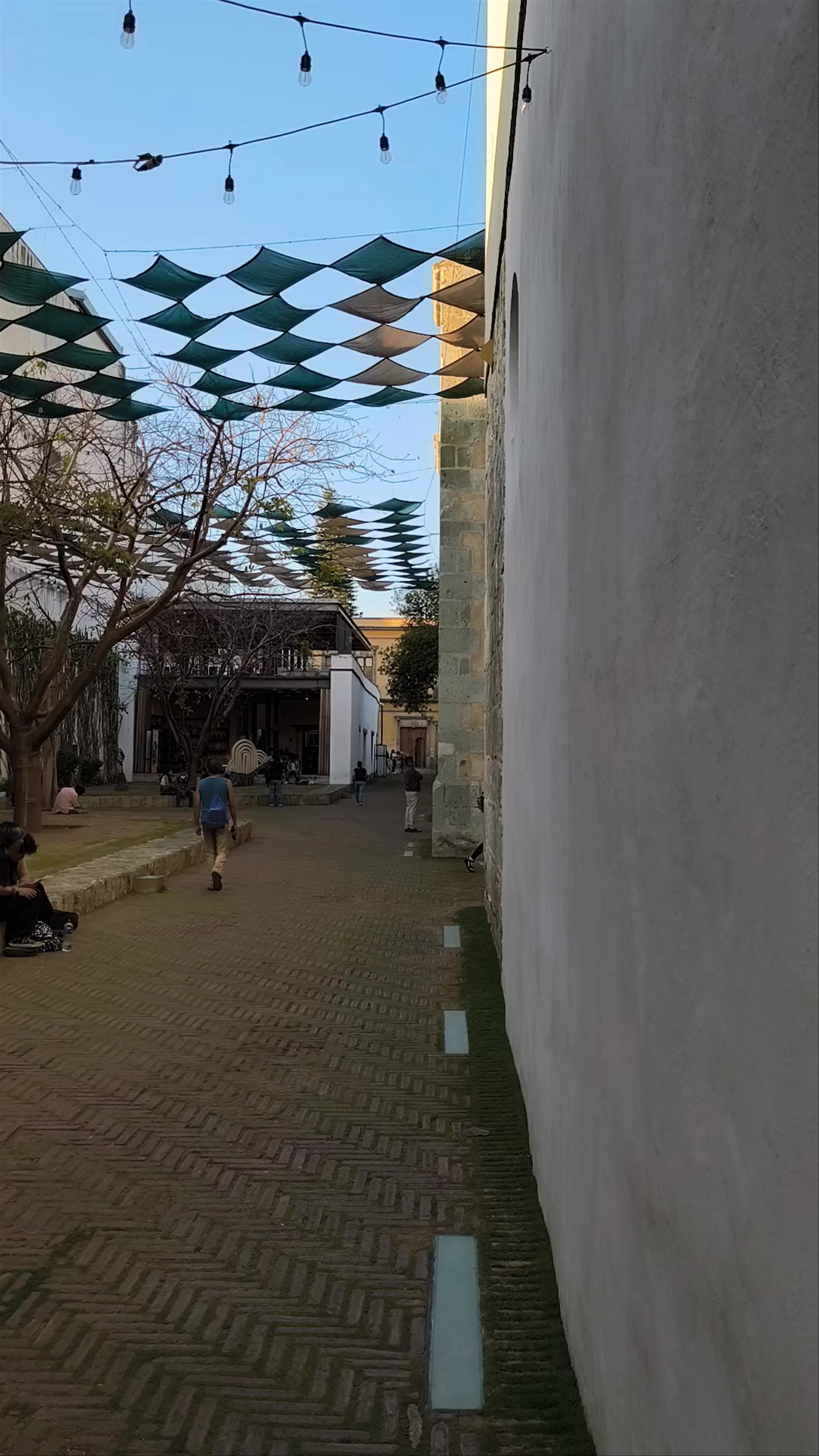 Plaza de los Paraguas