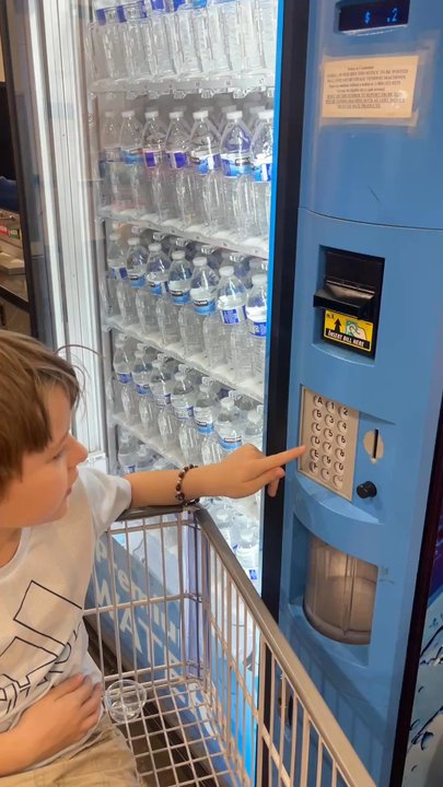 Costco - The magic quarter water machine - Tires Near Me - Winter Park, Florida