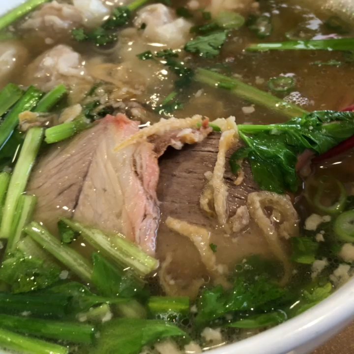 Pho Broadway - Wonton soup - Vietnamese Near Me - Littleton, Colorado