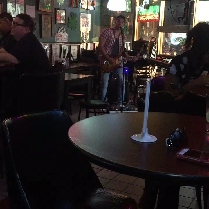 Quinlan's Bar and Grill - Live music - American Near Me - Carrollton, Texas