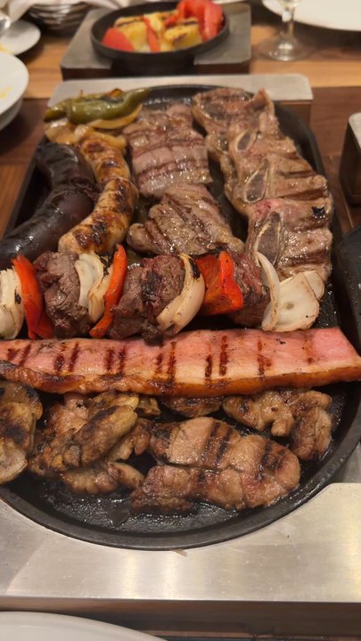 Cambalache - Meat sweats - Argentine Near Me - Cancún, ROO