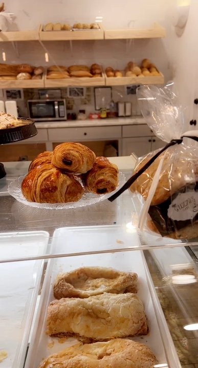 Guzzo's Cafe & Bakery - O.M.G if this was 4D - Bakeries Near Me - Marlboro, New Jersey