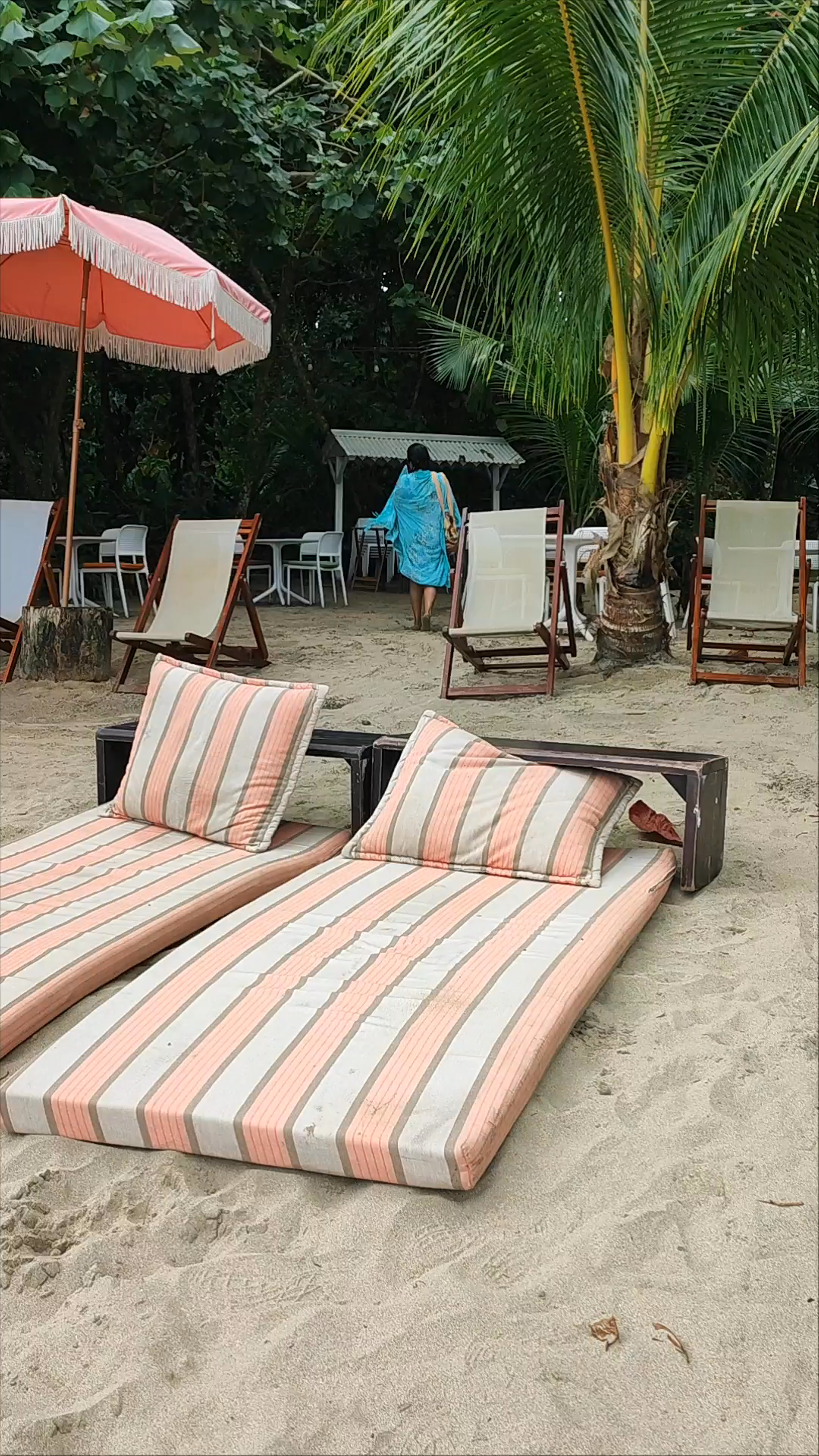 Da Lime Beach Club & Restaurant: Tropical Tranquility in Punta Cocles, Costa Rica