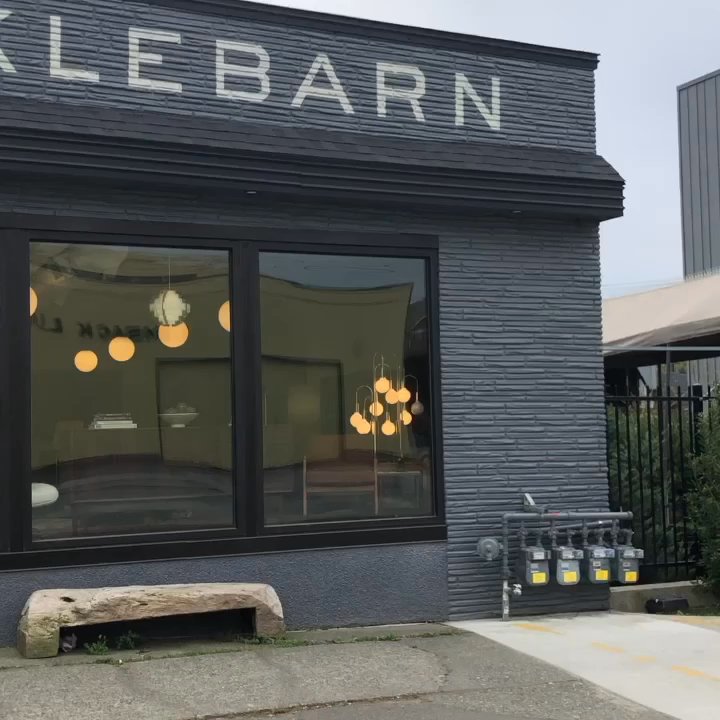 SPARKLEBARN - Used, Vintage & Consignment Near Me - Seattle, Washington