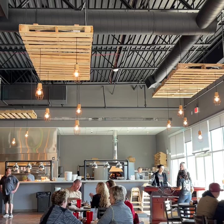 Turtle Mountain Brewing - North - Looking around - Pizza Near Me - Rio Rancho, New Mexico