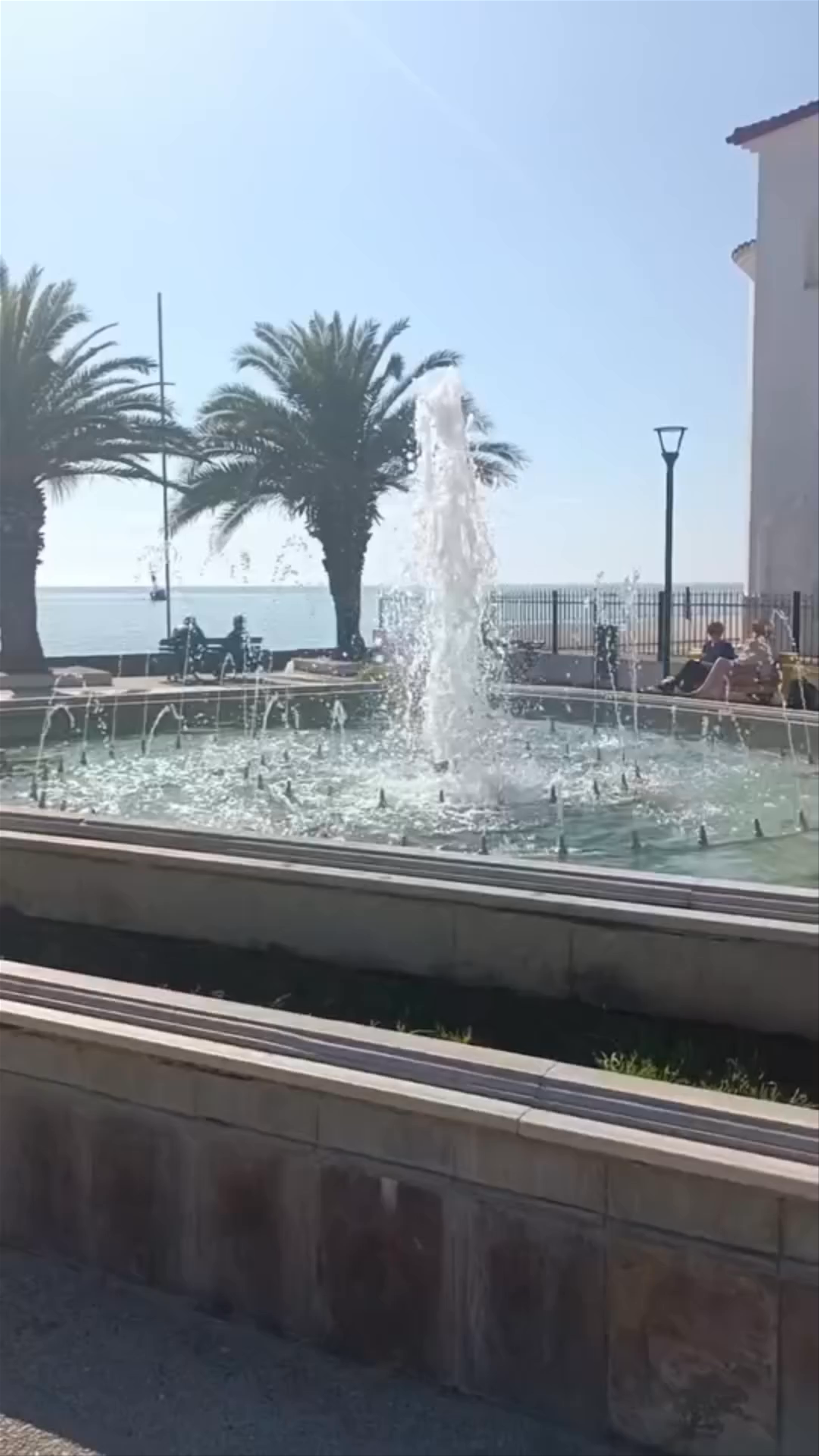 Sunny Seaside Serenity at Paralia Katerini