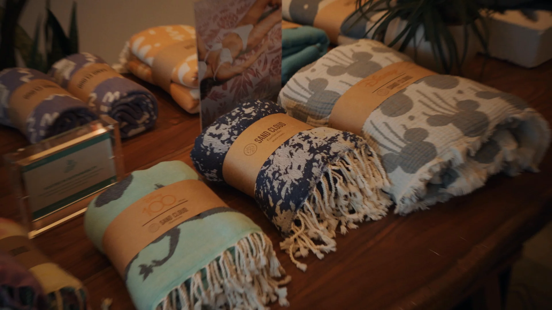 Riding the wave: How Sand Cloud grew beyond beach towels with Wayflyer