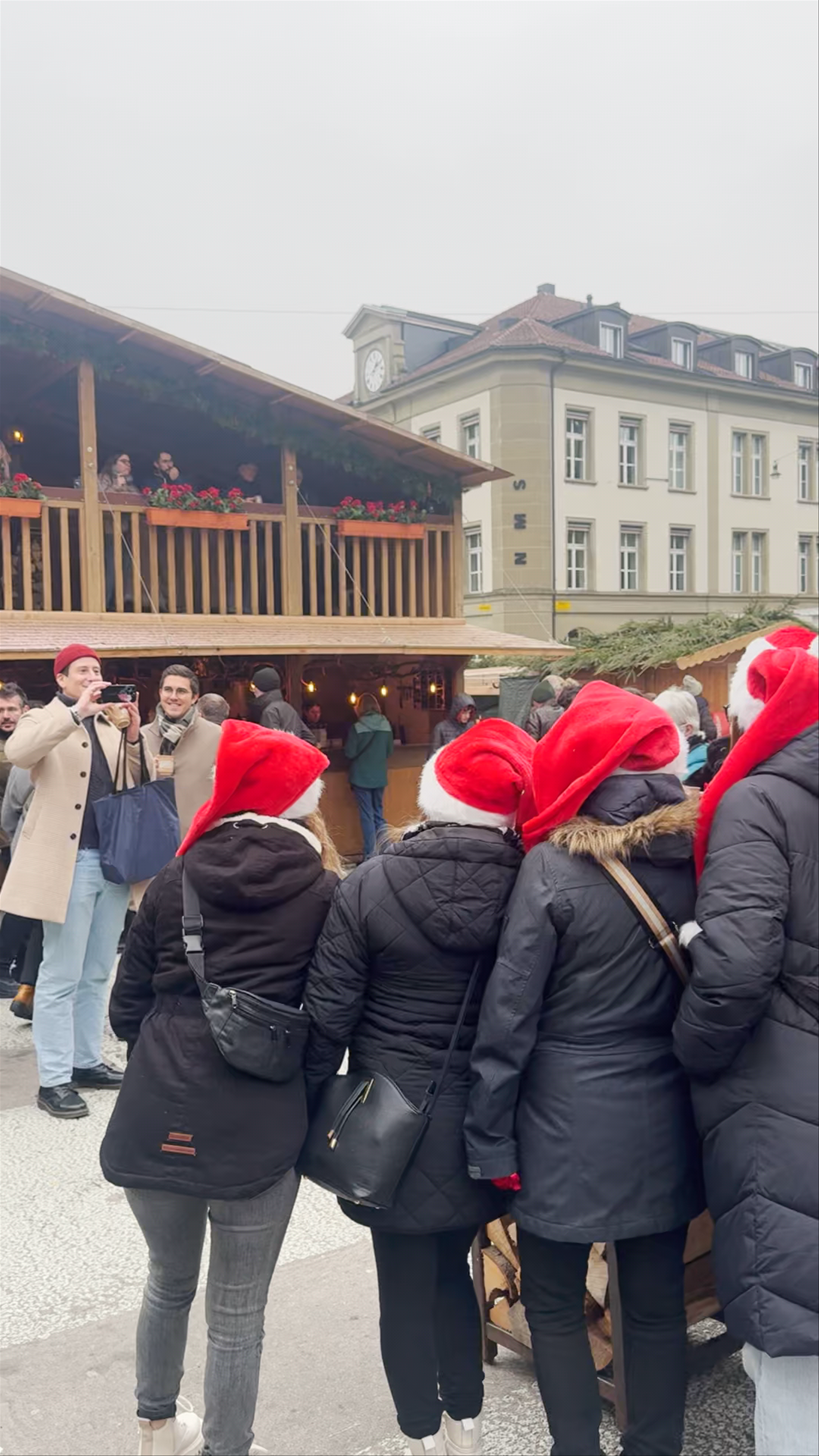 Weihnachtsmarkt am Waisenhausplatz