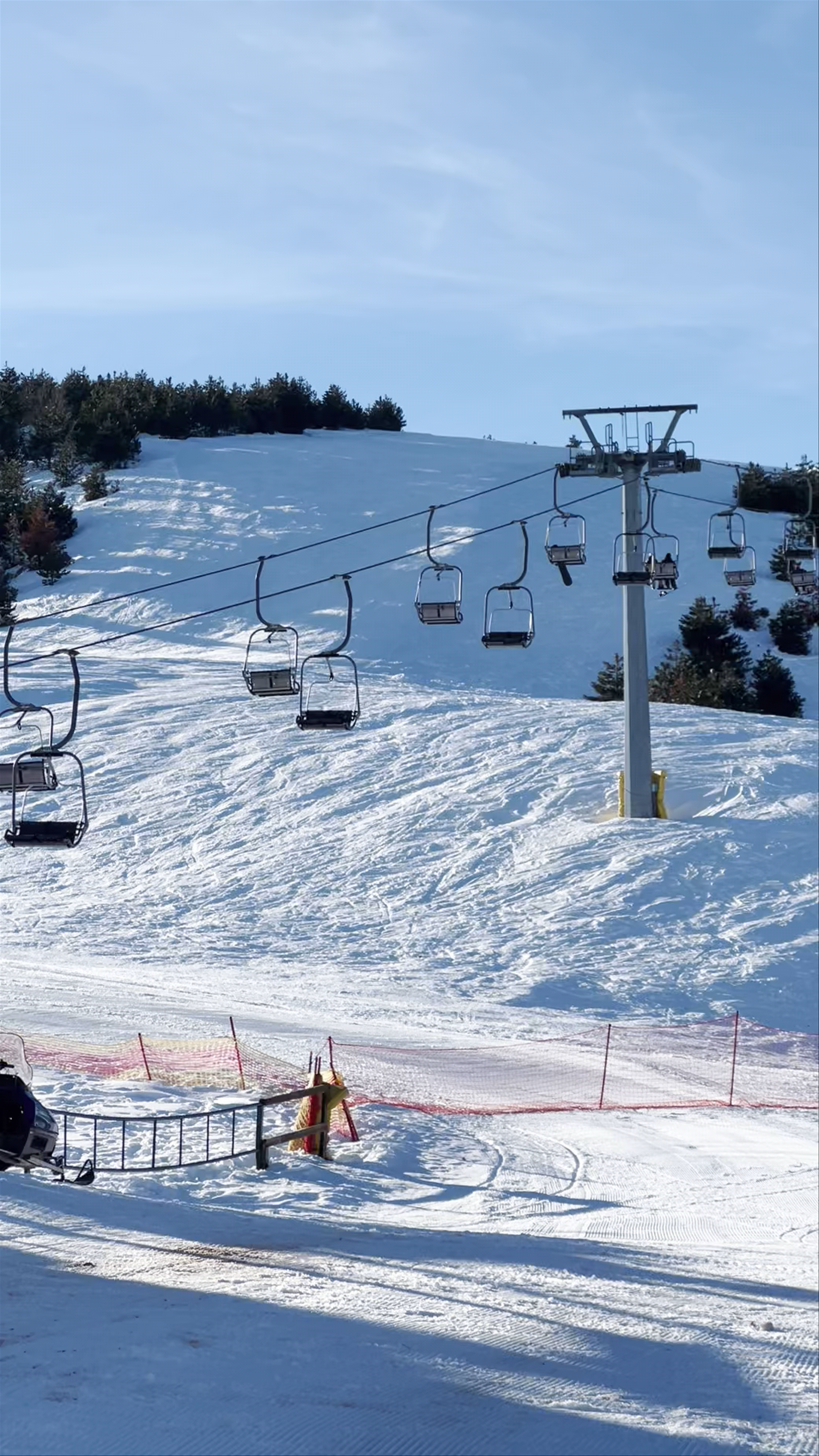 Seli National Ski Resort: Winter Adventure in Kato Vermio, Greece