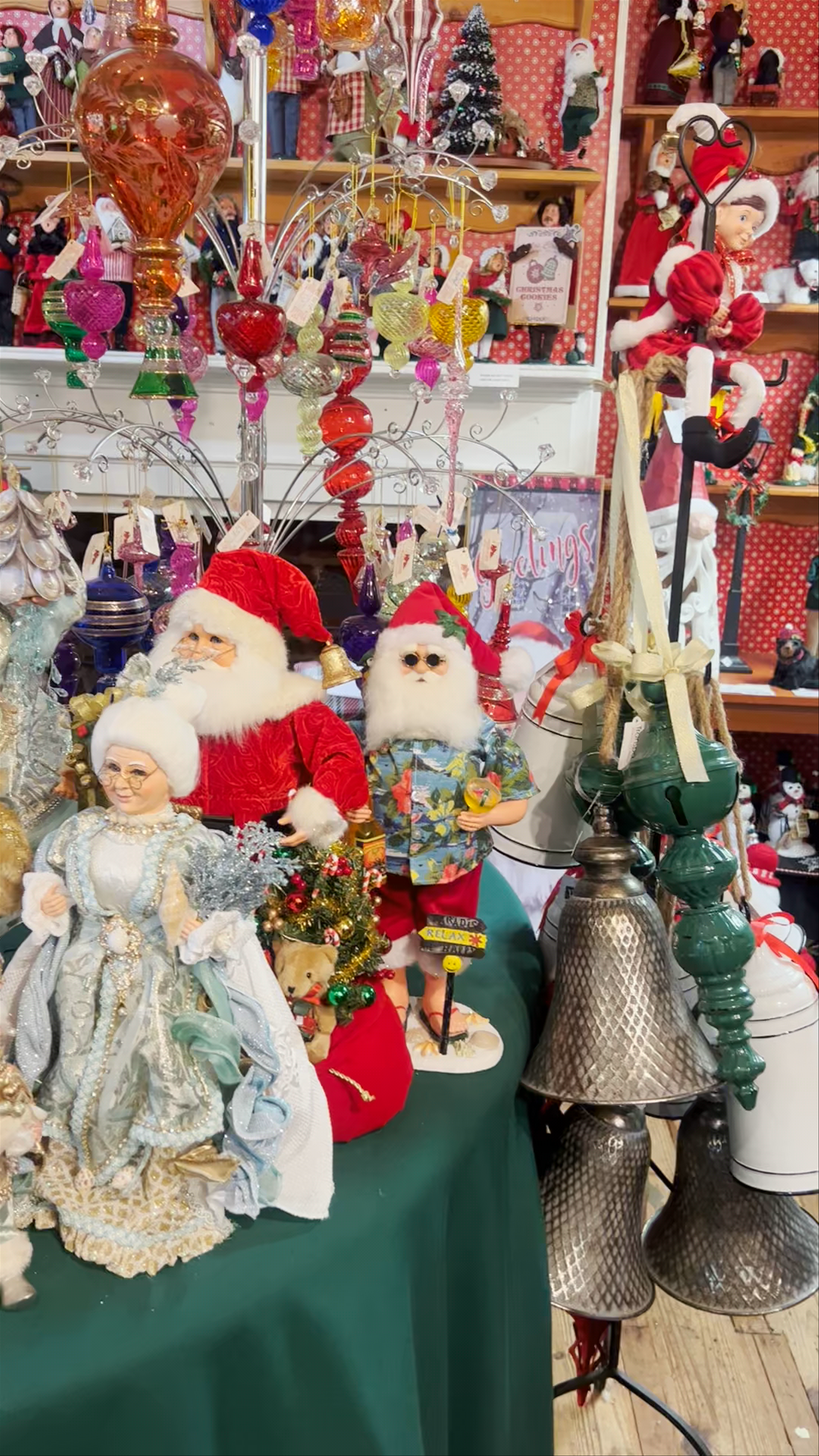 Candle & Christmas Shoppe