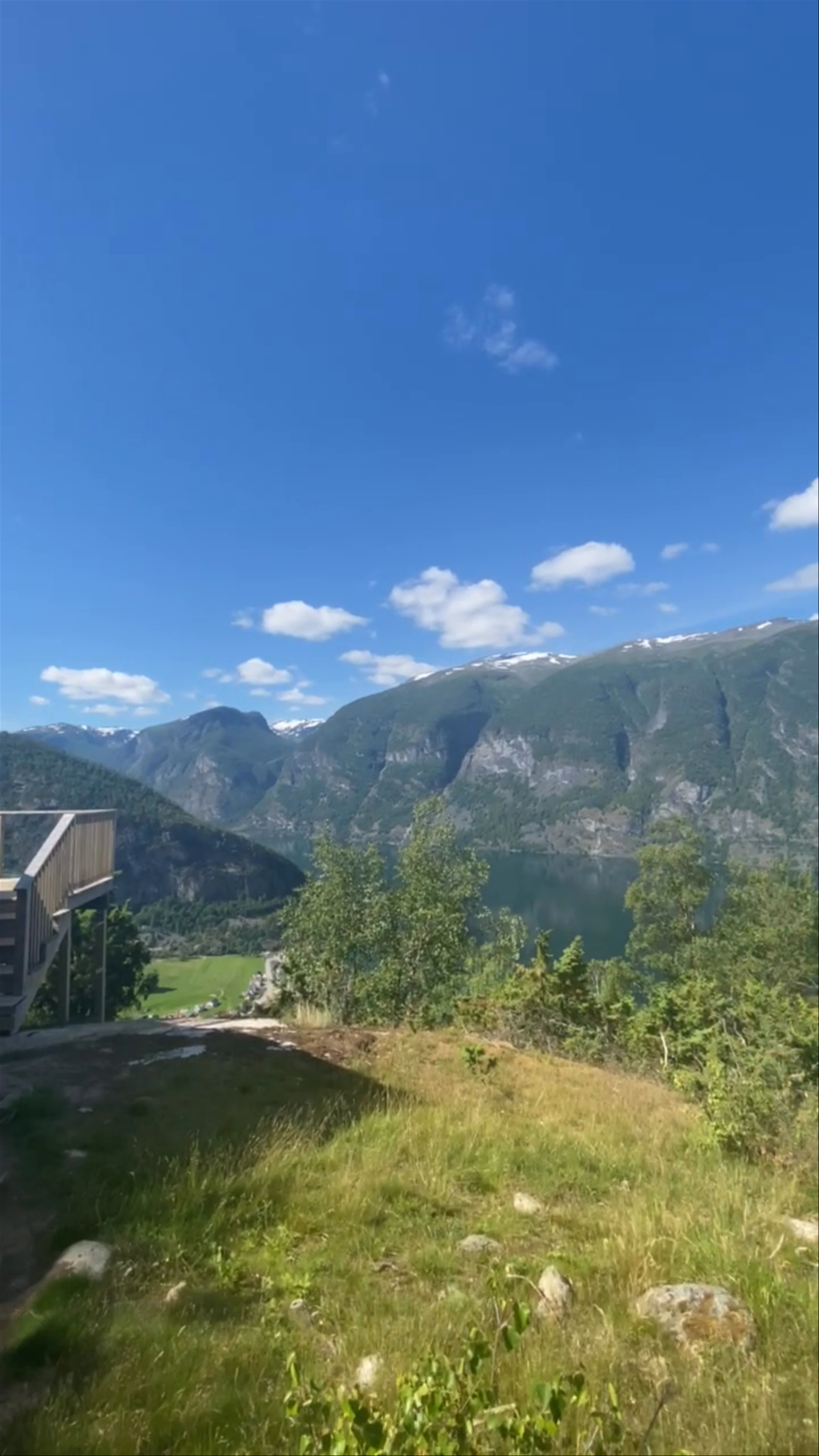 Dagsturhytta Vinjaåsenhytta - Aurland