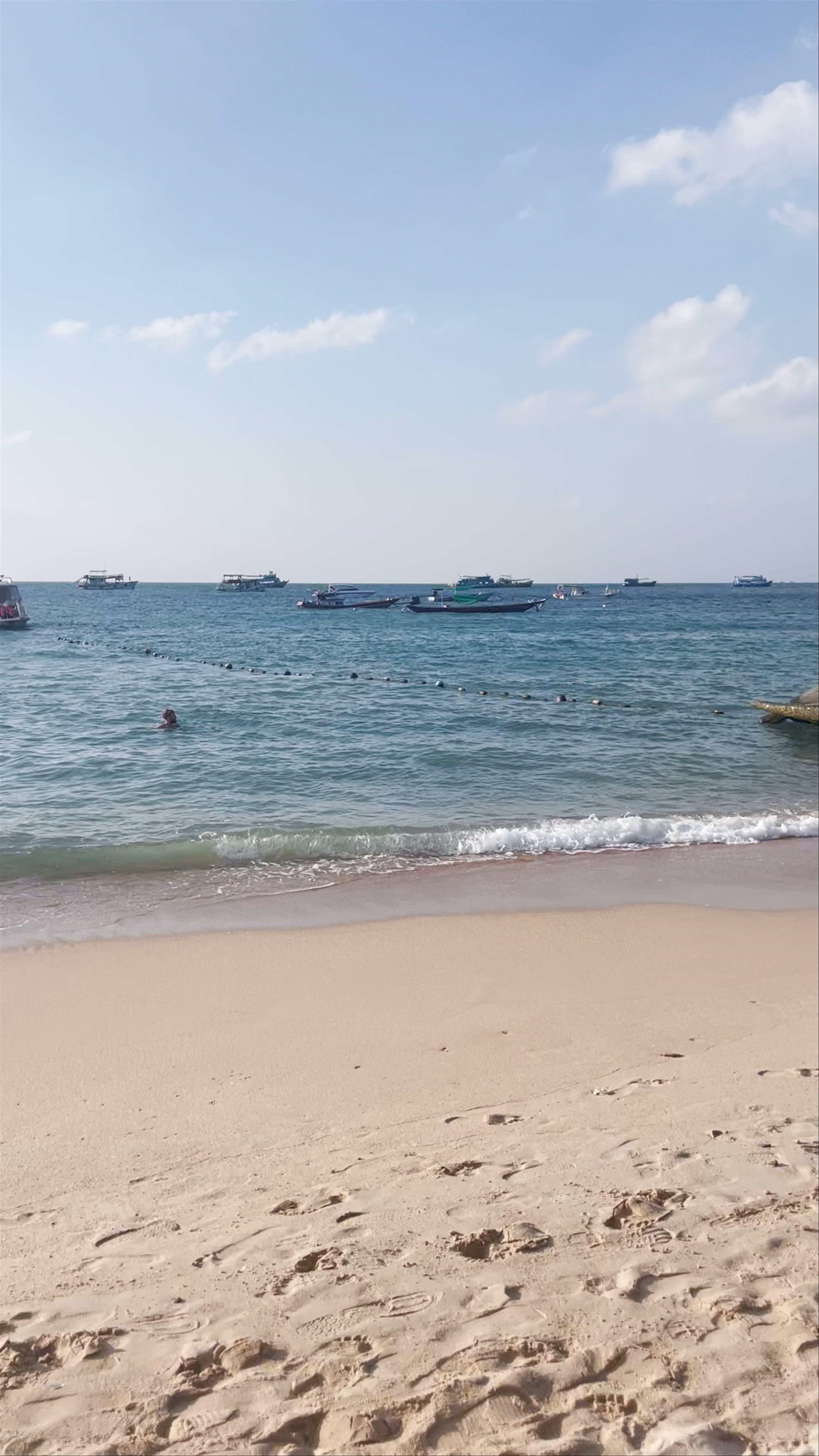 Mae Haad Beach