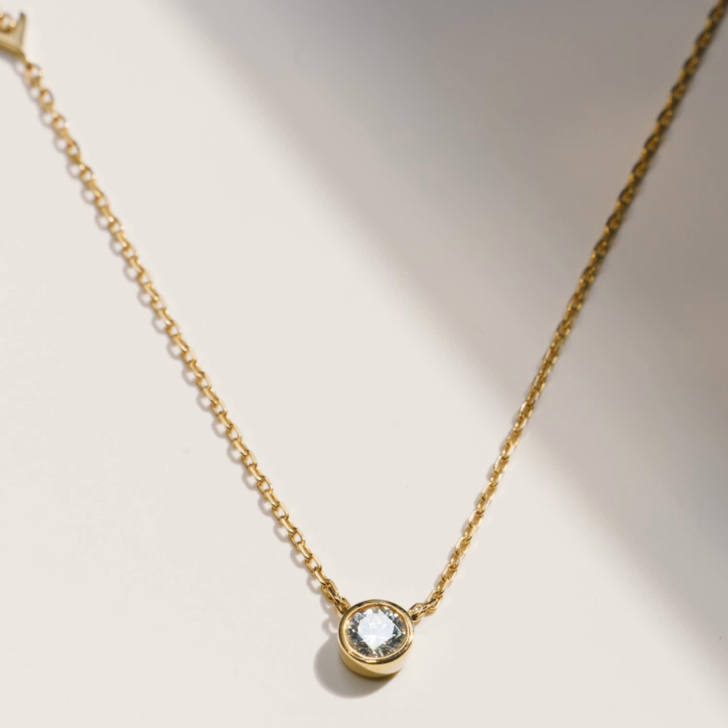 Mostrado con 0,50 ct