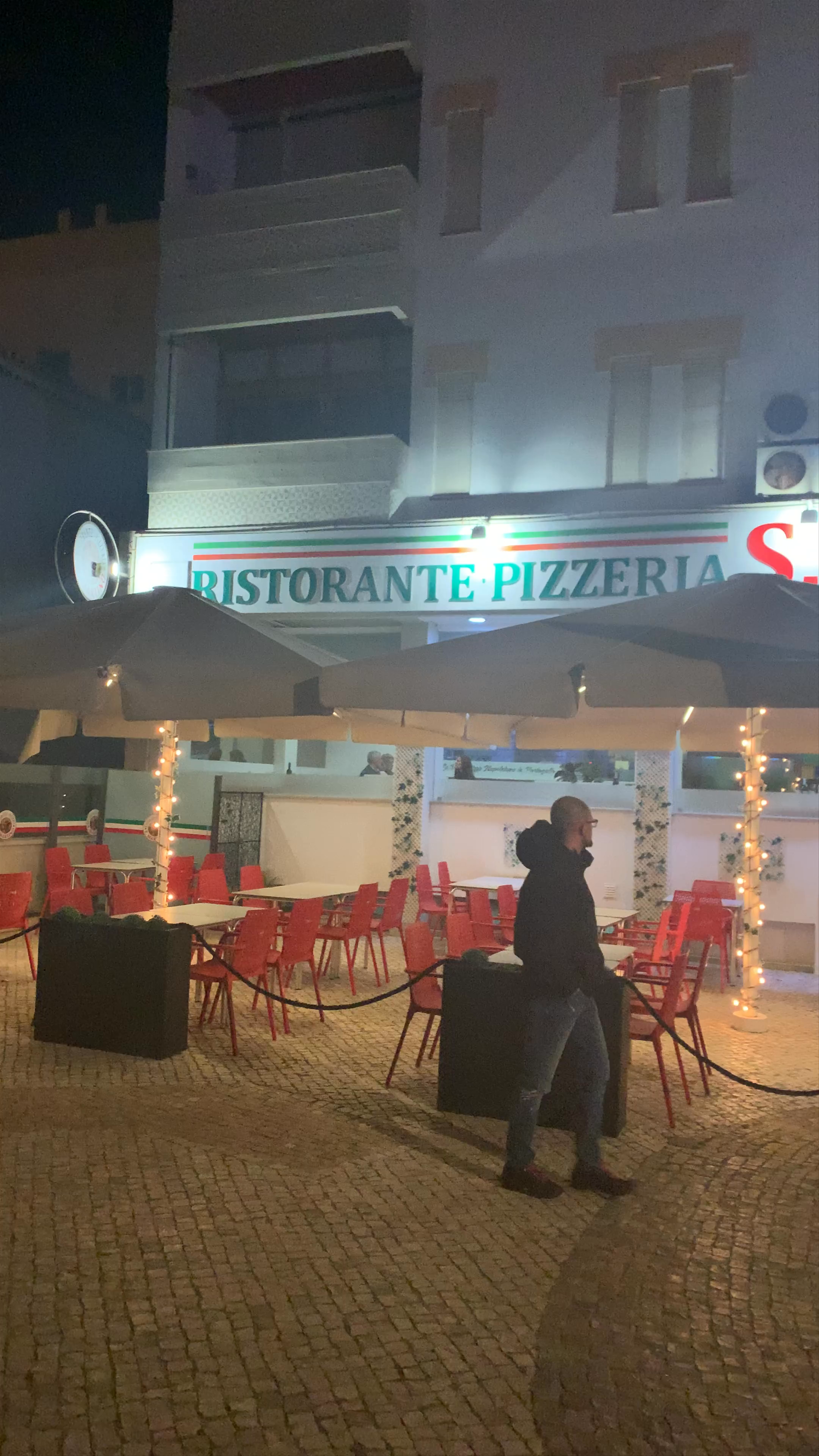 THE BEST PIZZA in Armacao de pera 