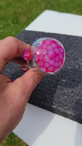 Preview pic of Amora honeycomb cap