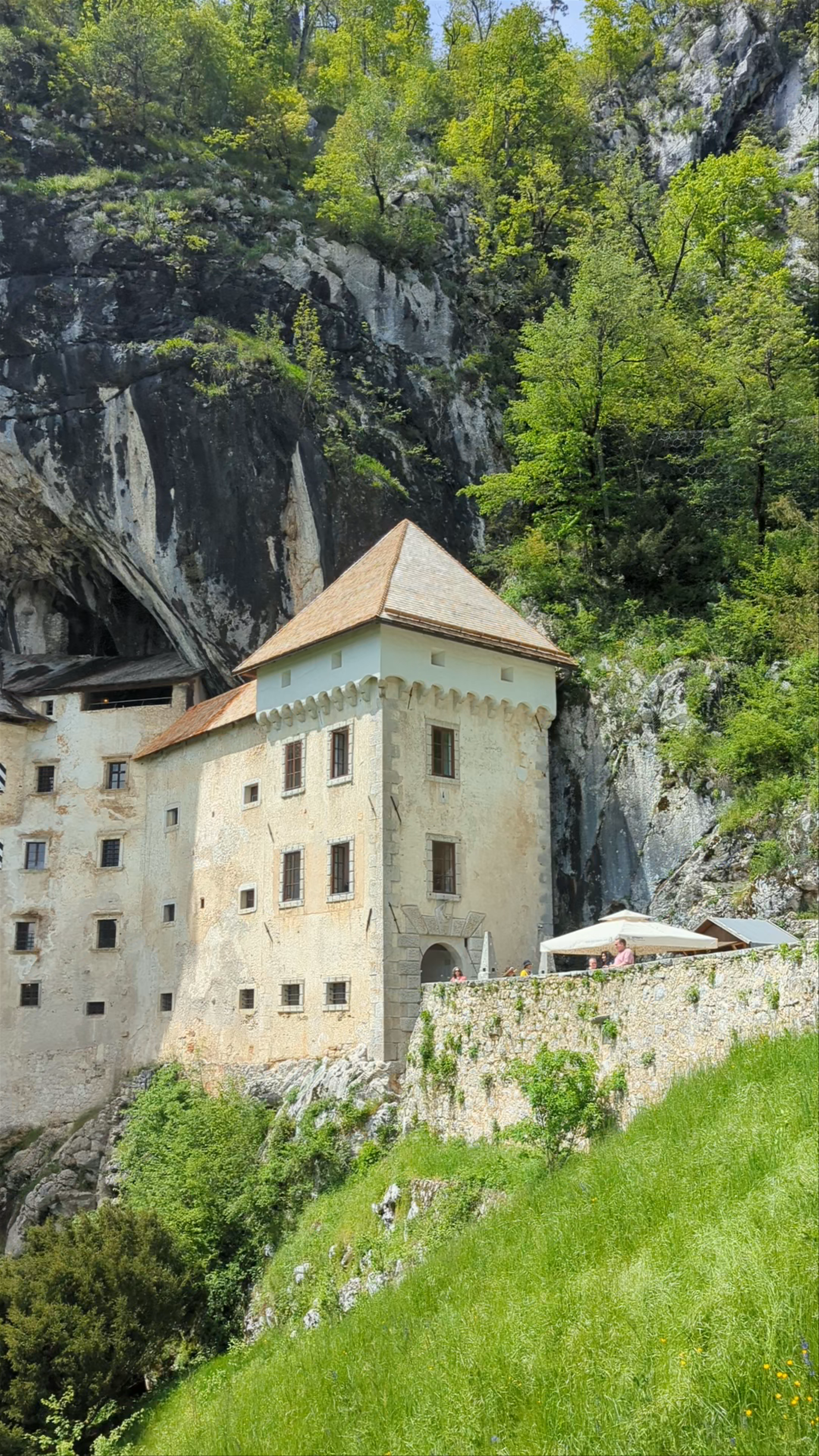 Predjama Castle