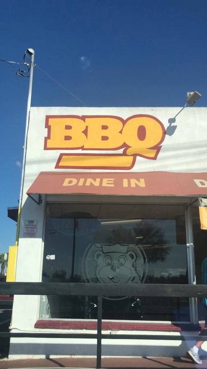 Honey Bear's BBQ - Outside - Barbeque Near Me - Phoenix, Arizona