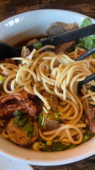 Noodle Man - Special Taiwan Tomato Noodle Soup - Beef Brisket, Pork Belly, Beef tendon, Chicken Meatball (B2+B8) - Noodles Near Me - Happy Valley, Oregon