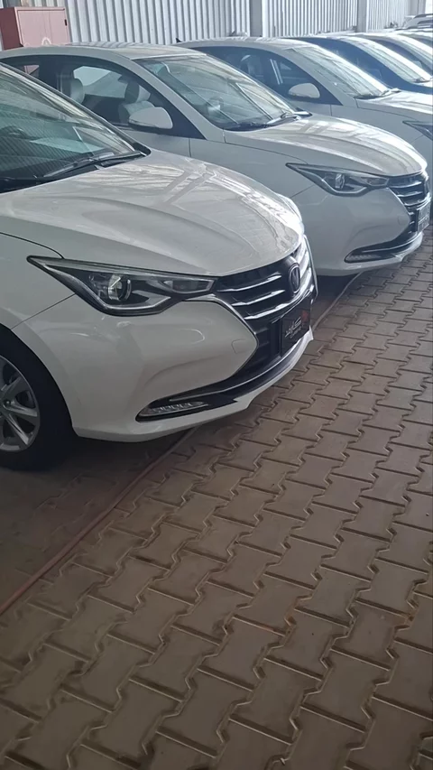 Changan Alsvin full option 2022