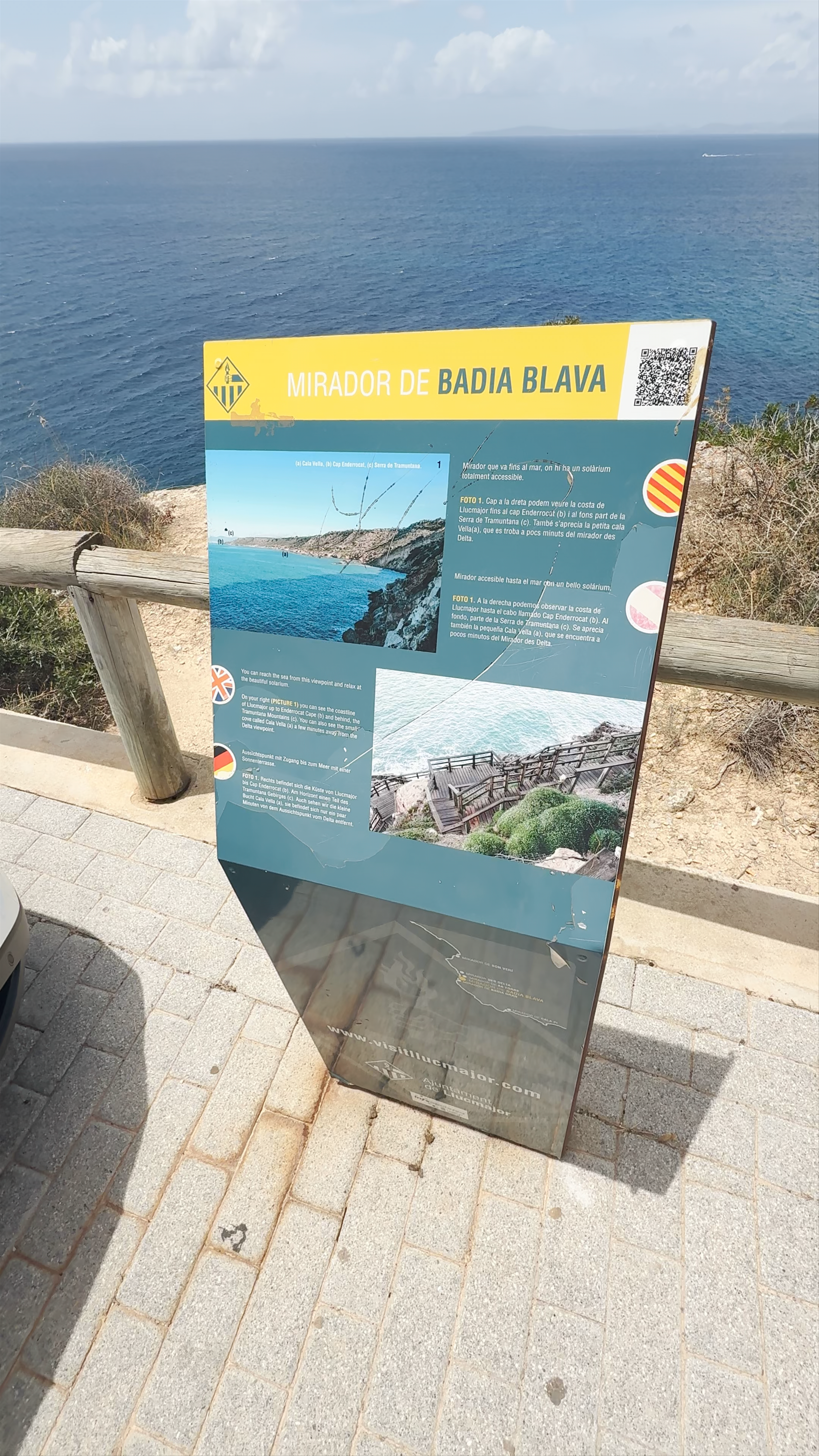 Mirador de Badia Blava: Breathtaking Coastal Views in Llucmajor, Spain