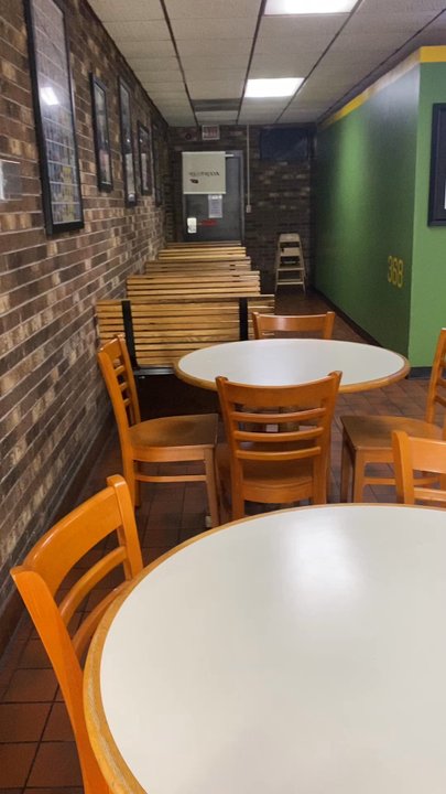 Stella's Baseball Batting Range - Fast Food Near Me - Lyons, Illinois
