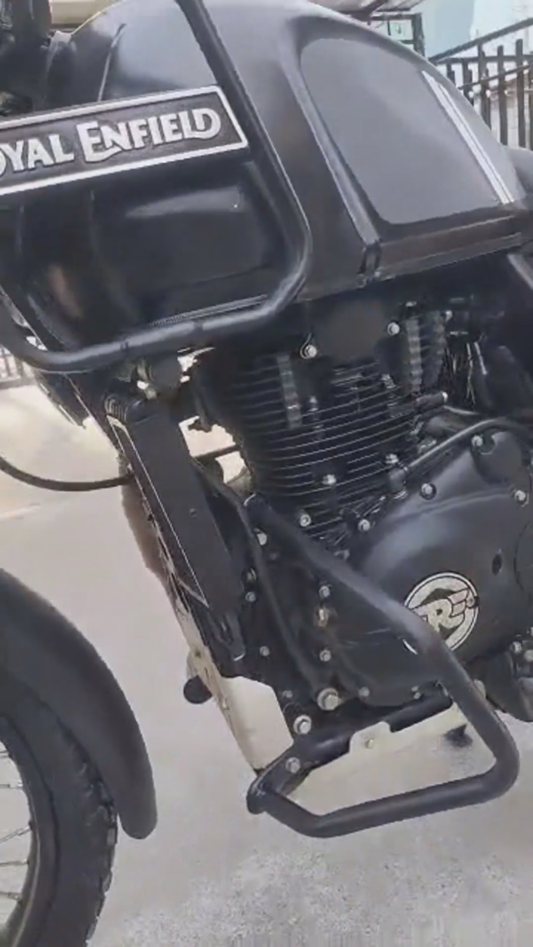 Walk-around video thumbnail