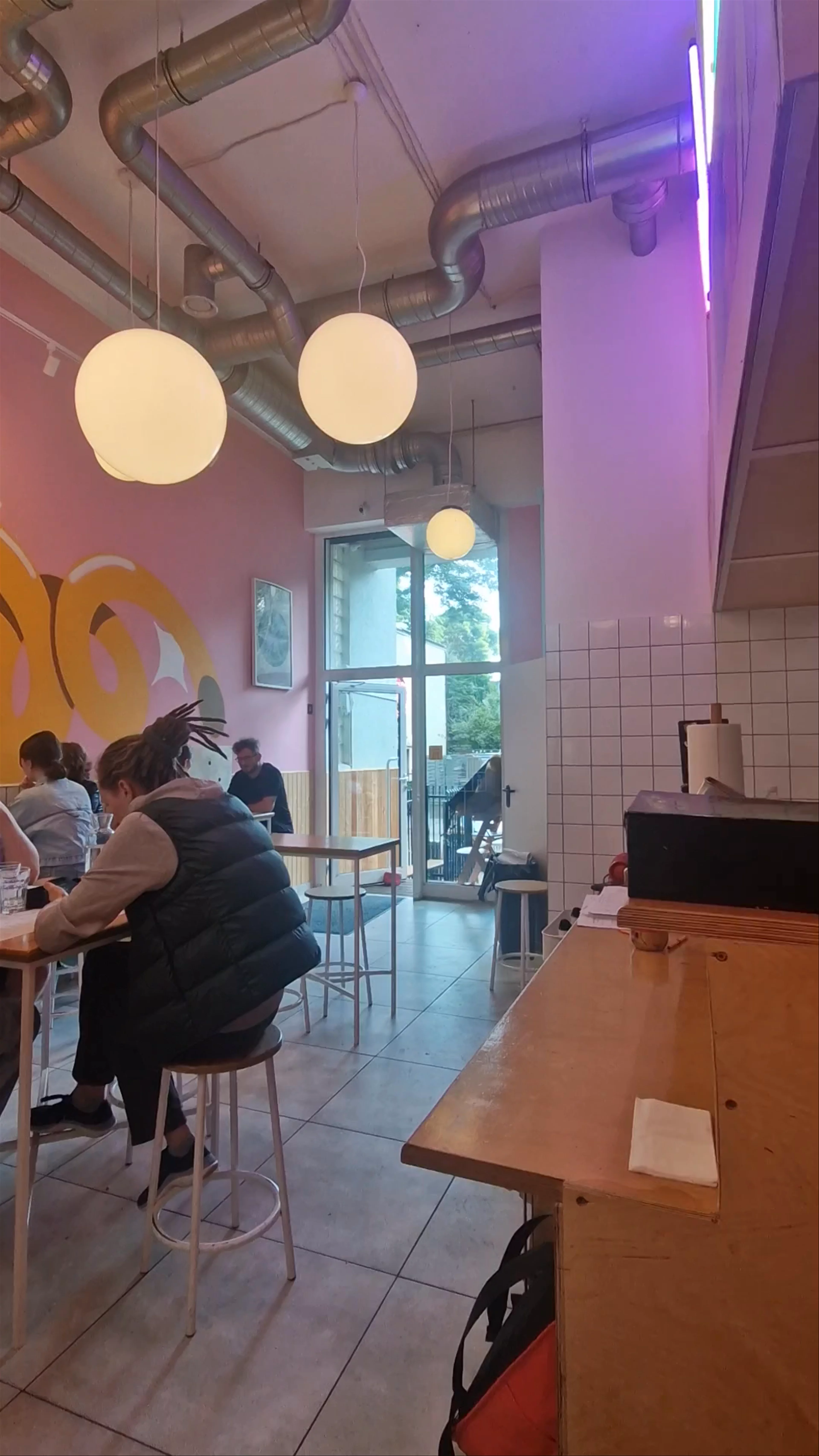 Vegan Ramen Shop, Finlandzka