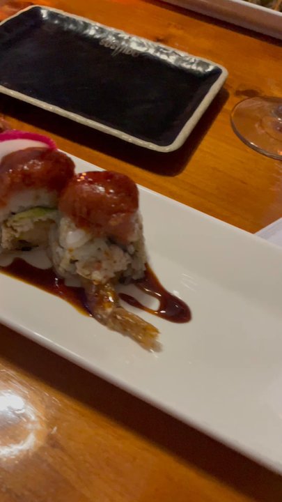 Sushido - Vegas roll, Tiger roll. - Sushi Bars Near Me - Tacoma, Washington