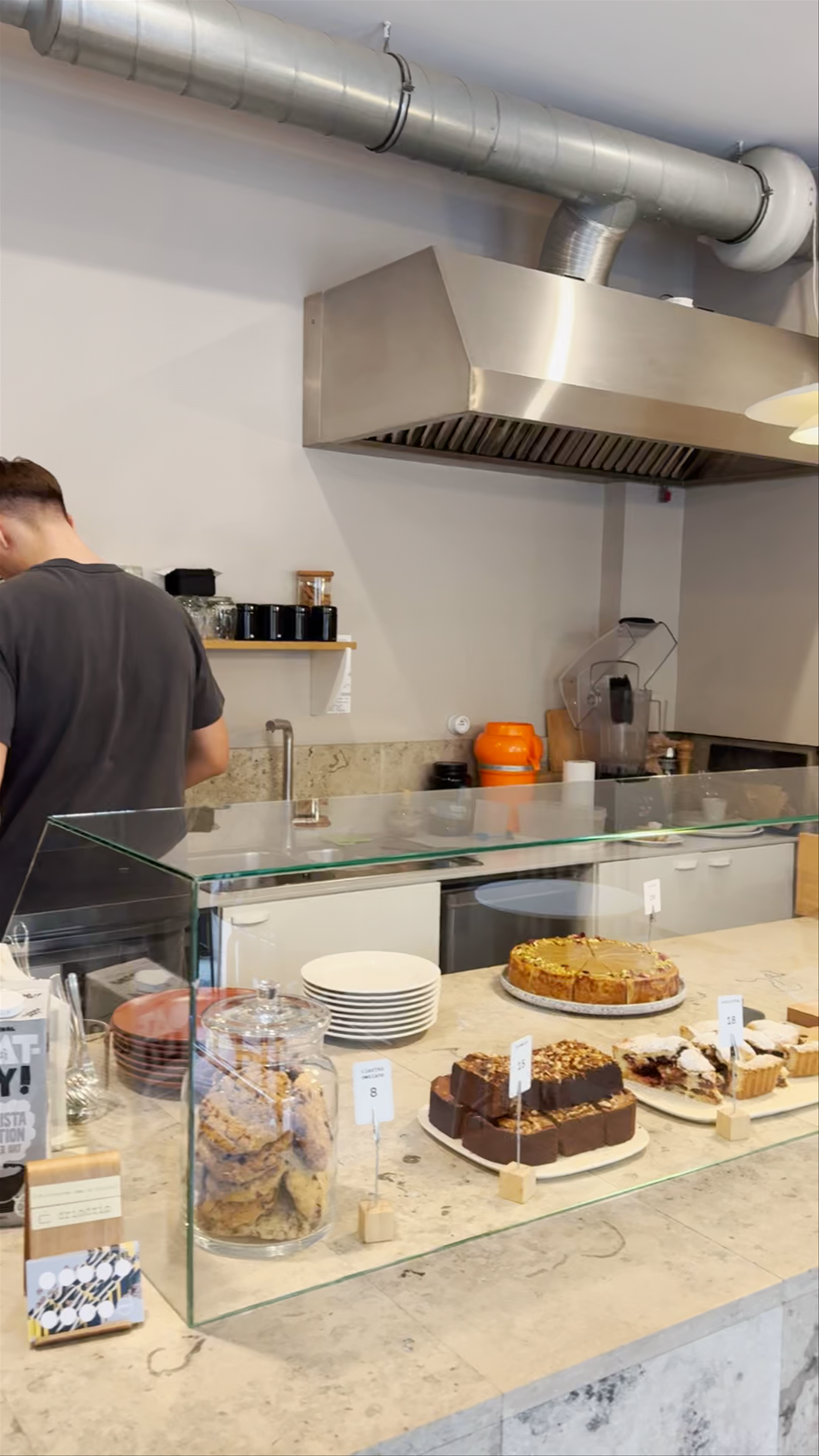 Ministerstwo Kawy: Cozy Coffee Corner in Warsaw