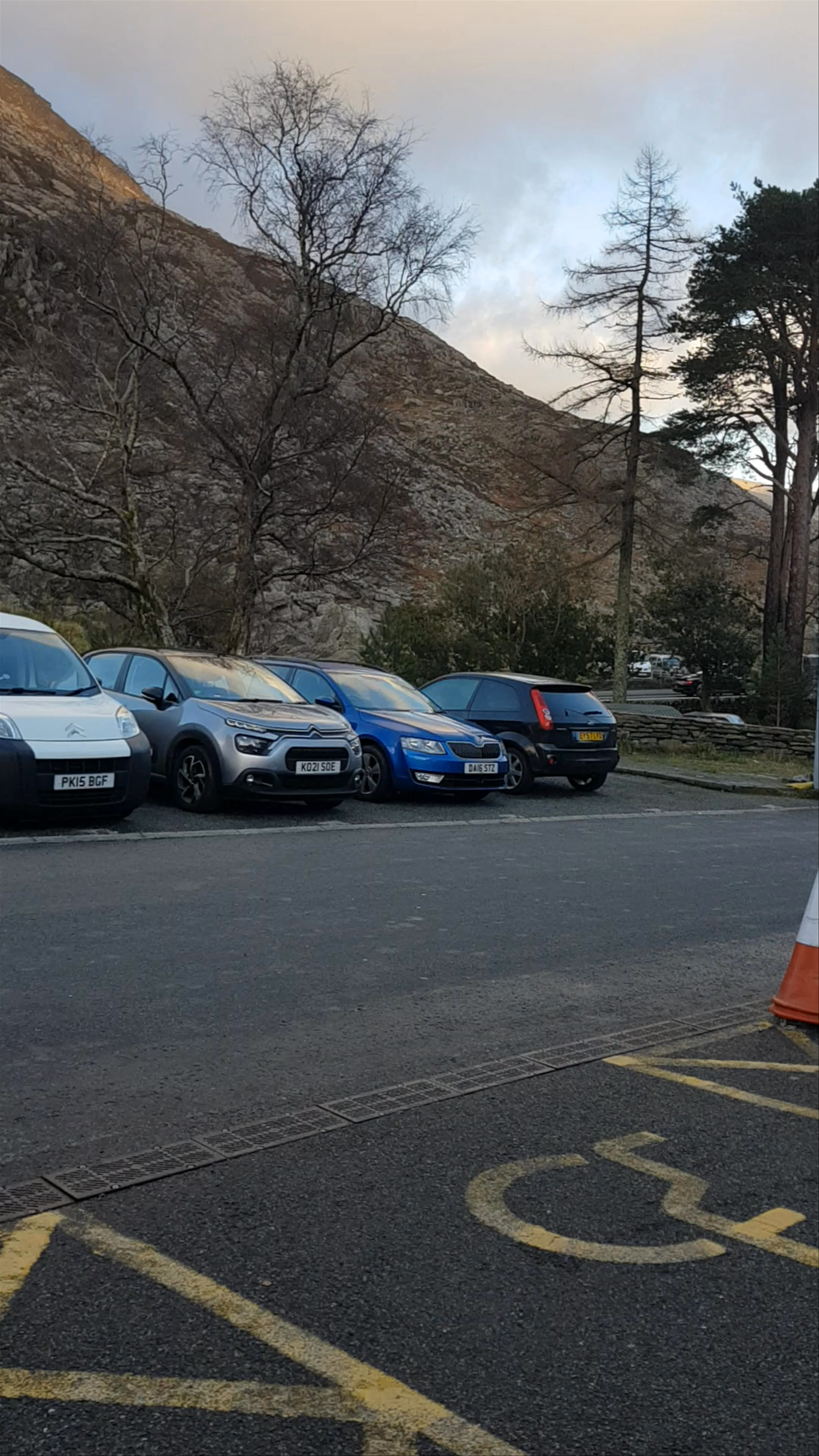 Exploring Ogwen Cottage and Nant Ffrancon Valley in Wales