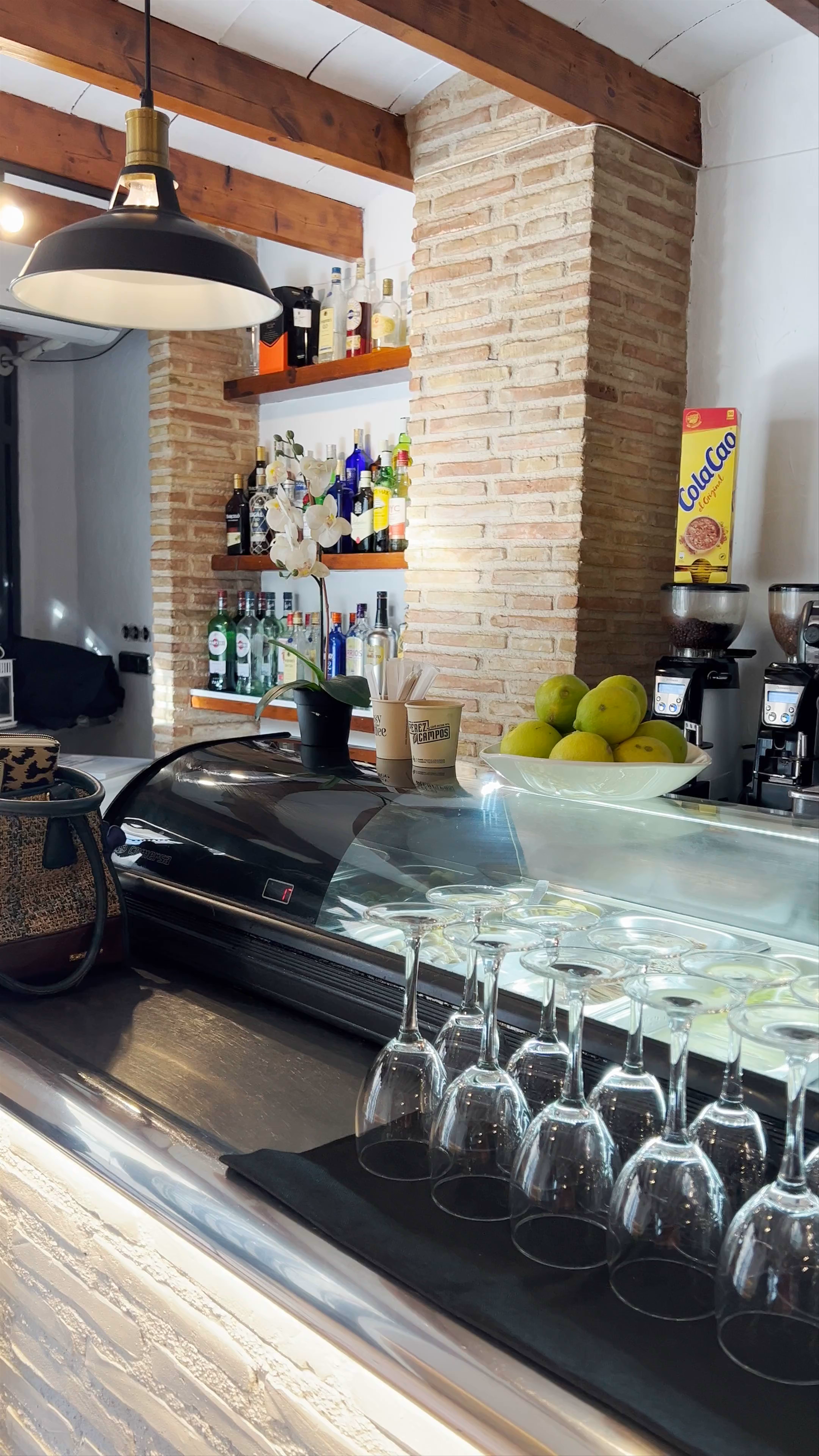 La Esquina Bar: A Cozy Culinary Gem in Orihuela, Spain