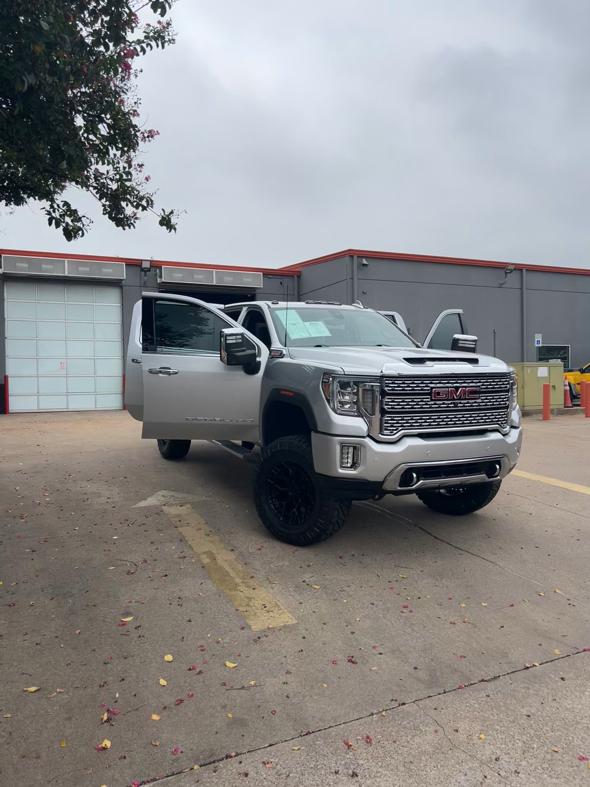 Lifted Trucks - #TX10593 - 2020 GMC Sierra 2500HD Denali Crew Cab